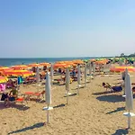 דירה 2 Bedroom Cozy In Igea Marina