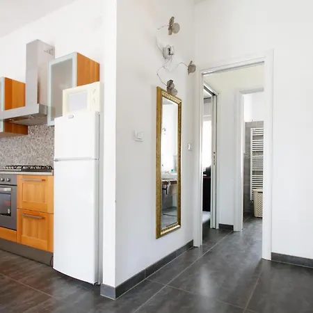 2 Bedroom Cozy In Igea Marina *